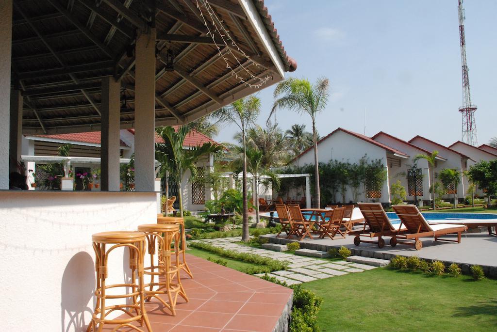 Kim Village Resort Mui Ne Phan Thiết Buitenkant foto