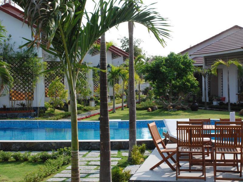 Kim Village Resort Mui Ne Phan Thiết Buitenkant foto